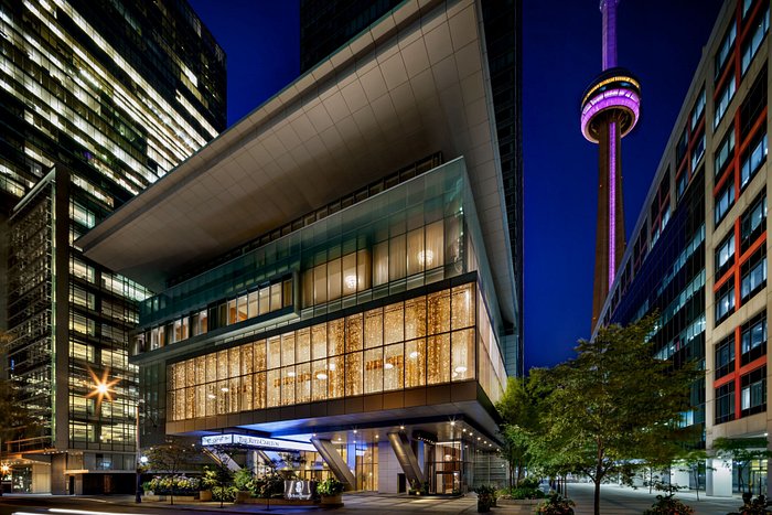 best luxury hotels in canada