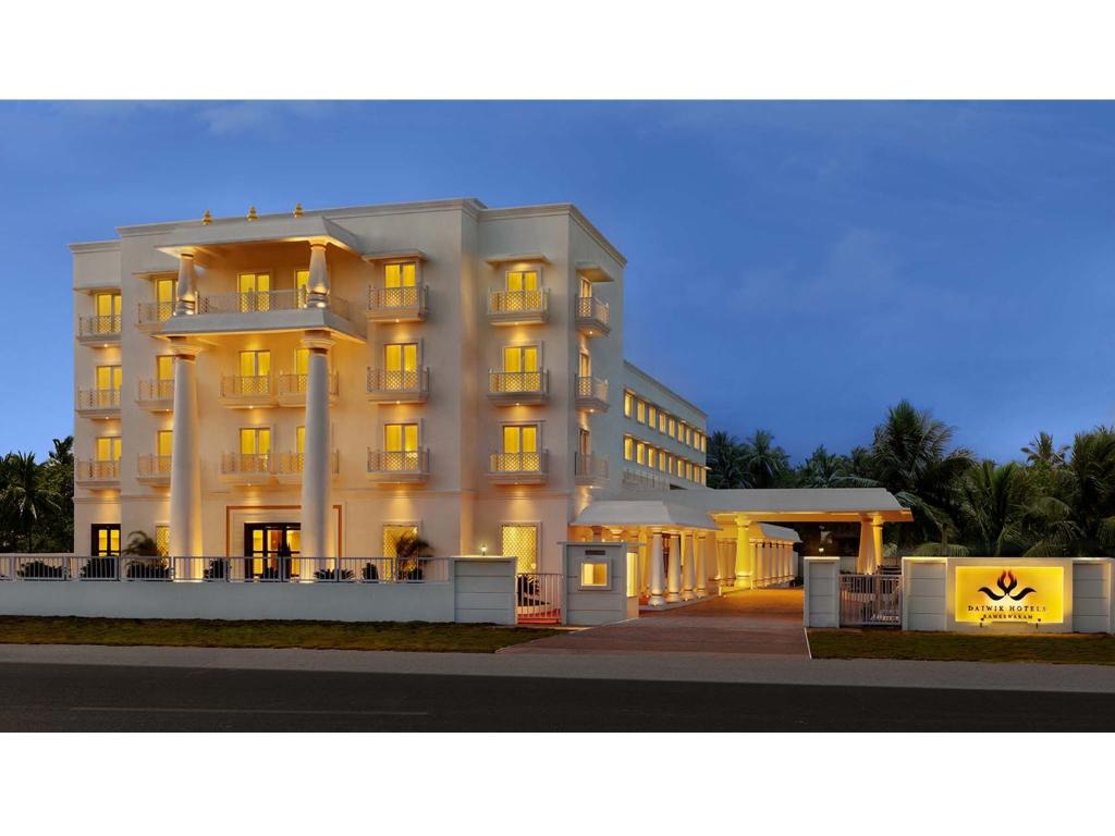 best hotels near Ramanathaswamy Temple