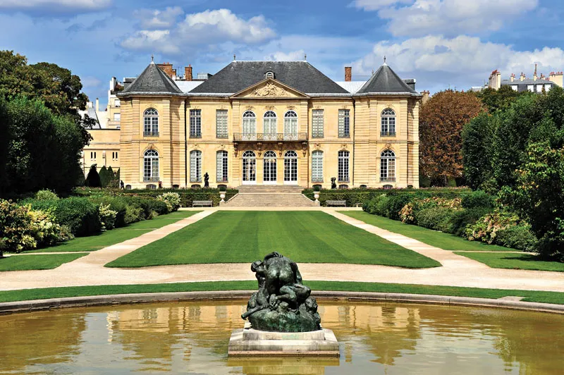 Hotels Near the Eiffel Tower